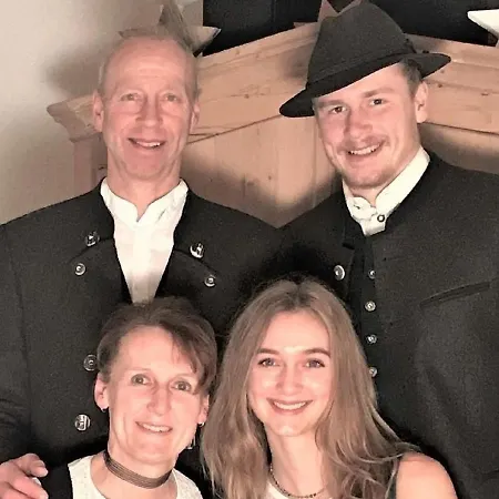 Hébergement de vacances Grosse Fewo Im Alpen-landhaus Zwischen See, Berg Und Bach