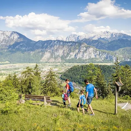 Grosse Fewo Im Alpen-landhaus Zwischen See, Berg Und Bach Hébergement de vacances